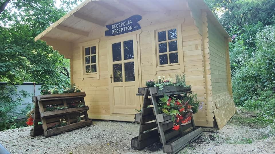 Hotel Kamp Na Otoku - Ljubno Ob Savinji Exteriér fotografie