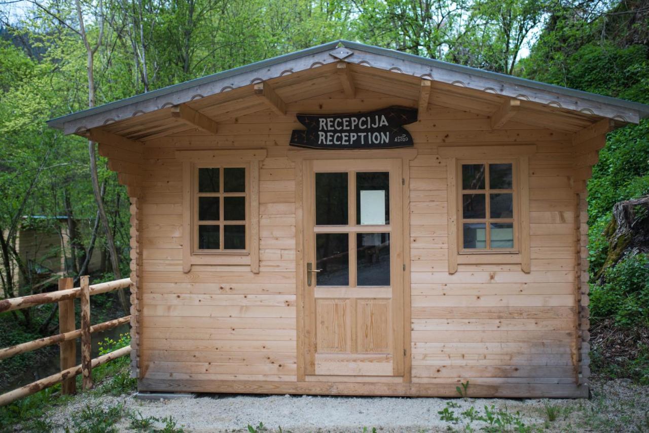 Hotel Kamp Na Otoku - Ljubno Ob Savinji Exteriér fotografie